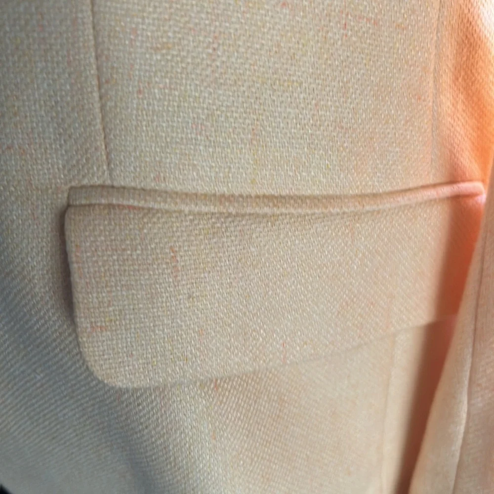 Lands End light yellow one button faux pocket blazer - Picture 5 of 11